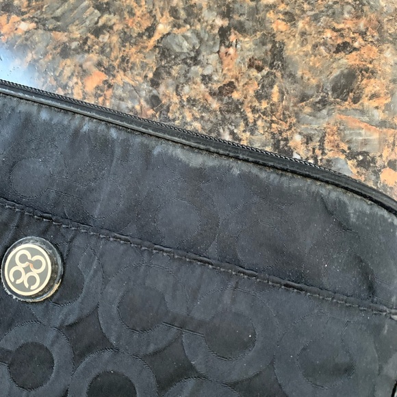 Pre-Loved Coach IPad Case - Picture 8 of 8